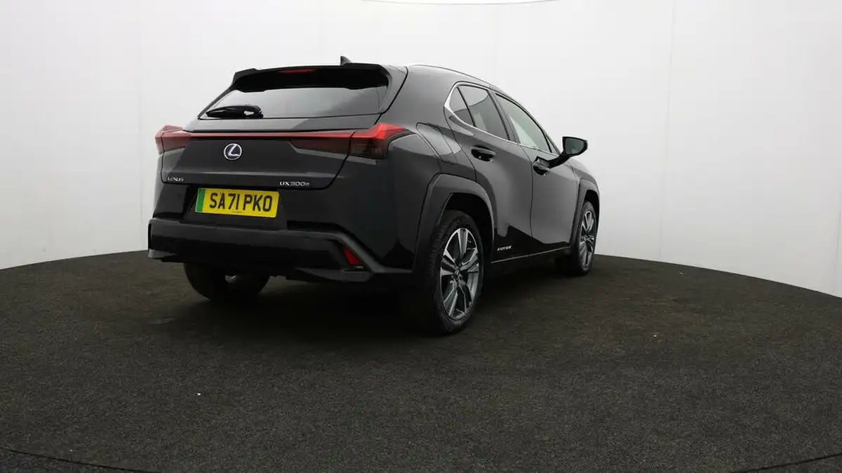 2021-lexus-ux-300e-e-ux-big-74