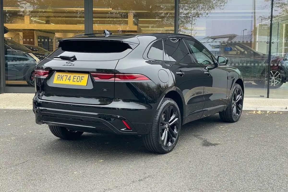 2024-jaguar-f-pace-20-d200-r-dynamic-hse-black-90th-anniversary-edition-big-2