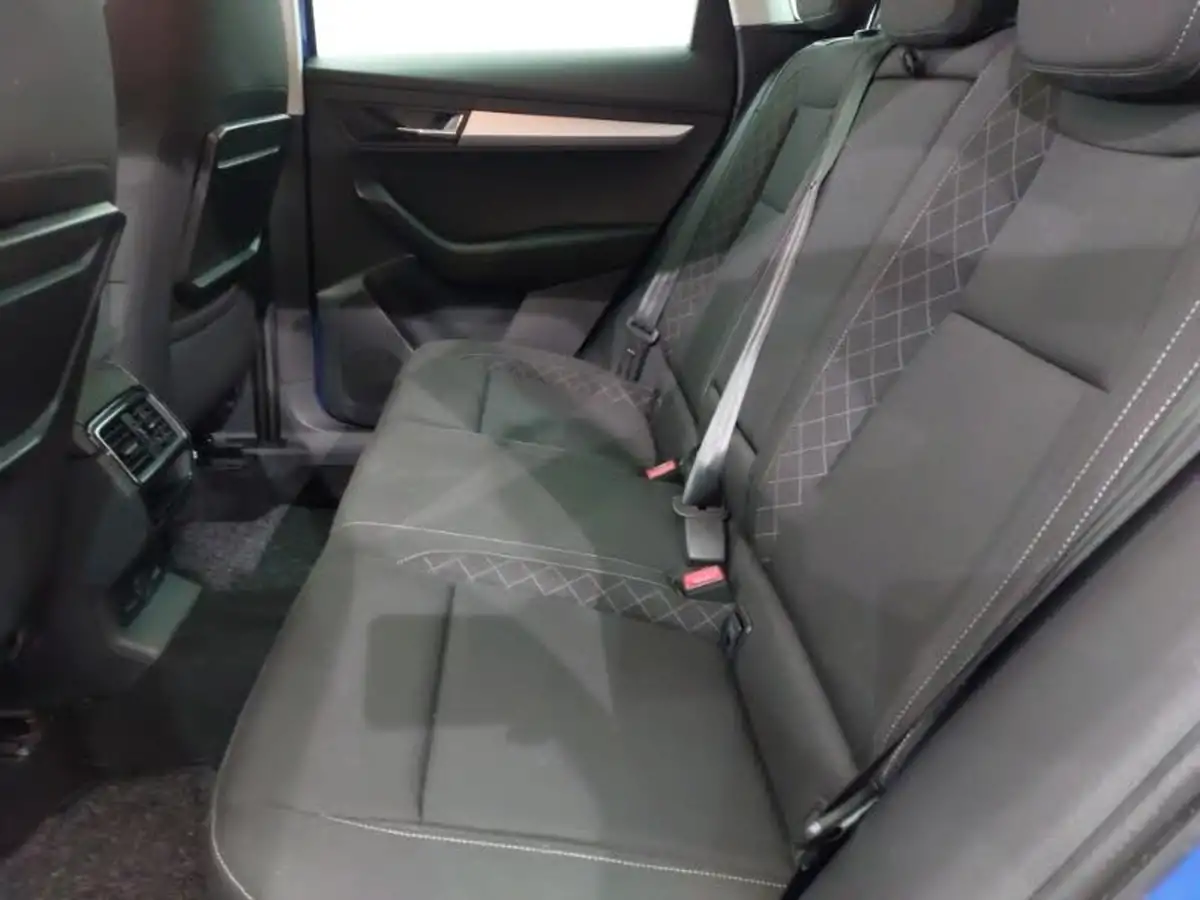 2018-skoda-karoq-15-tsi-se-technology-act-dsg-big-5