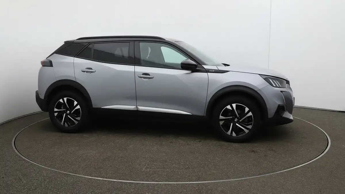 2022-peugeot-2008-suv-12-puretech-gt-big-41