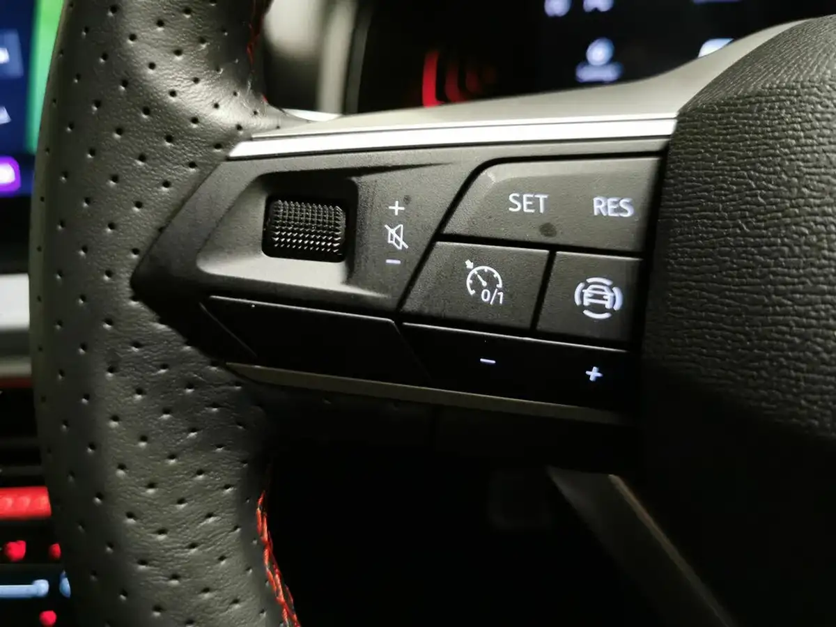 2023-seat-arona-10-tsi-fr-dsg-big-23