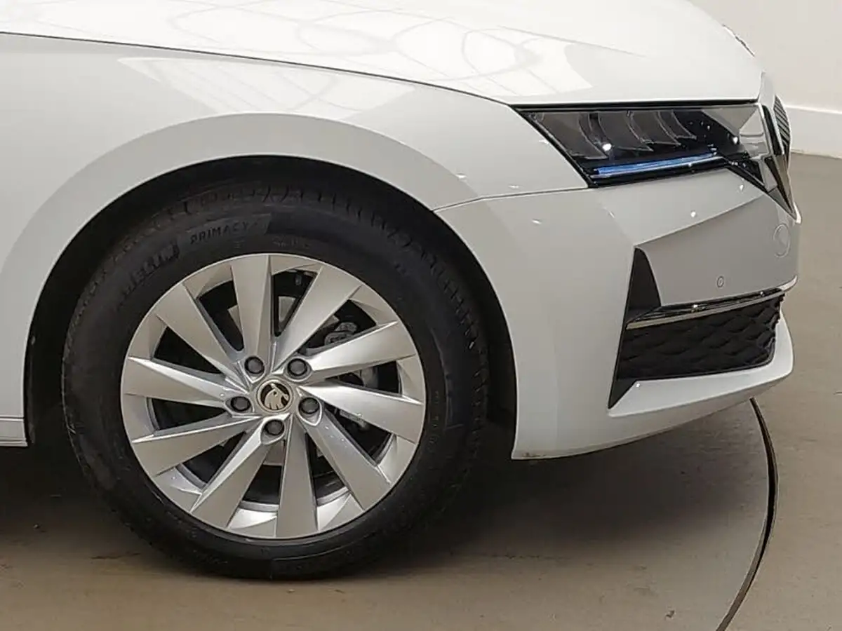 2024-skoda-octavia-20tdi-se-l-150ps-estate-dsg-big-8