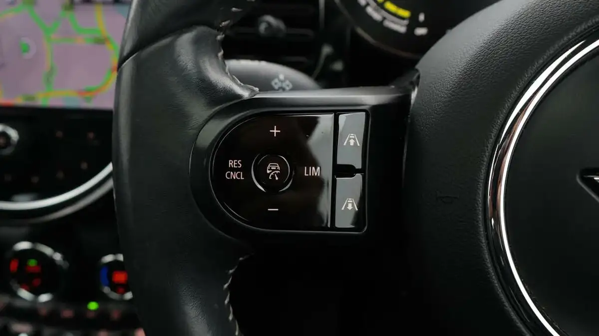2021-mini-cooper-e-cooper-s-3-big-25