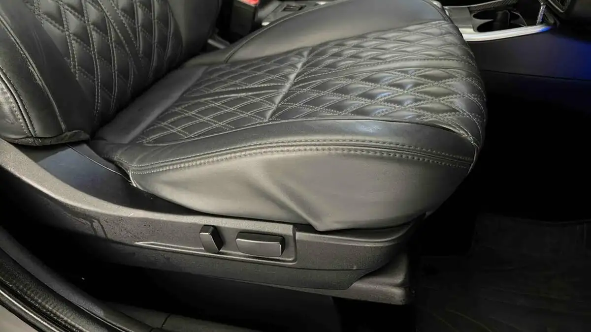 2019-mitsubishi-outlander-24-5hs-phev-big-32