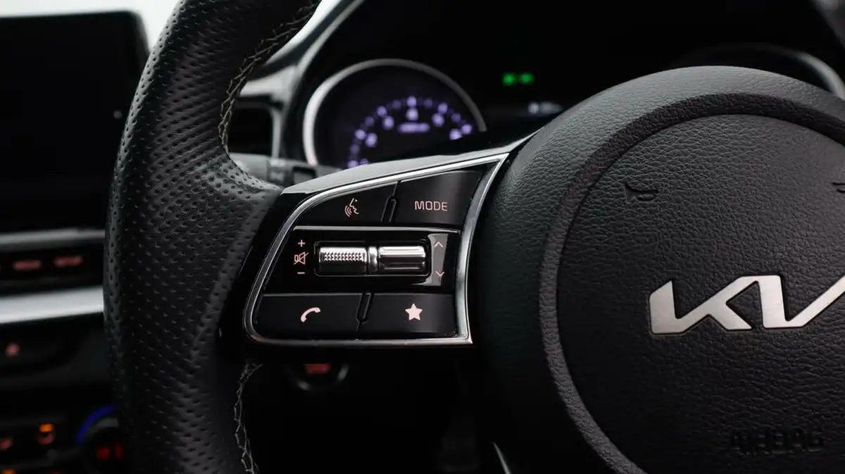 2022-kia-ceed-15-t-gdi-gt-line-big-25