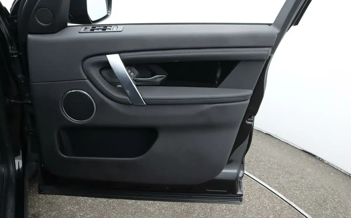 2021-land-rover-discovery-sport-20-d165-s-big-15