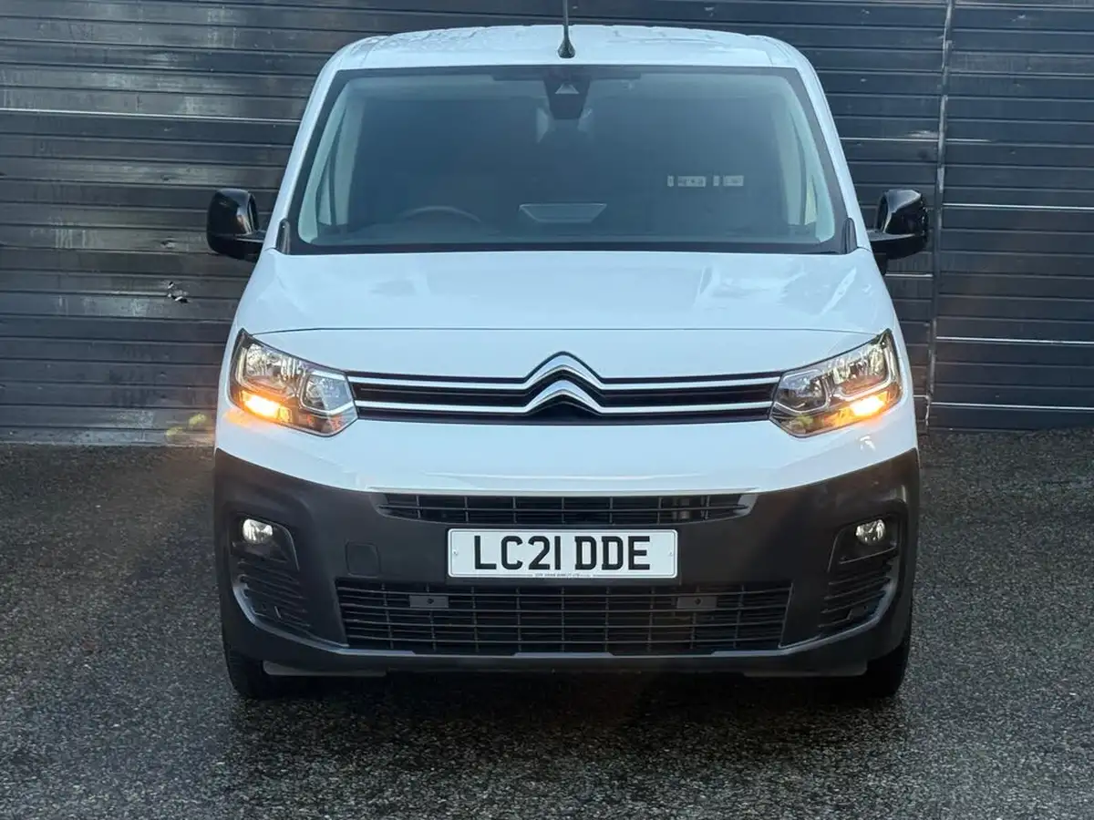 2021-citroen-berlingo-15bluehdi-1000-driver-100pseu6dt-e-ss-big-5