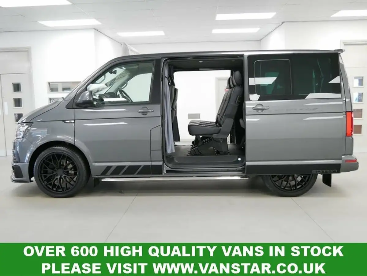 2017-volkswagen-transporter-20tdi-t32-highline-bmt-swb-150pseu6-kombi-big-21