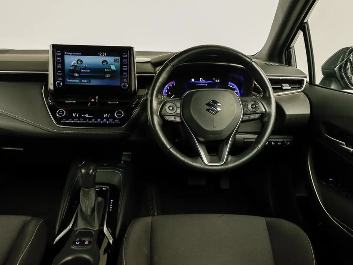 2022-suzuki-swace-18-sz5-big-6