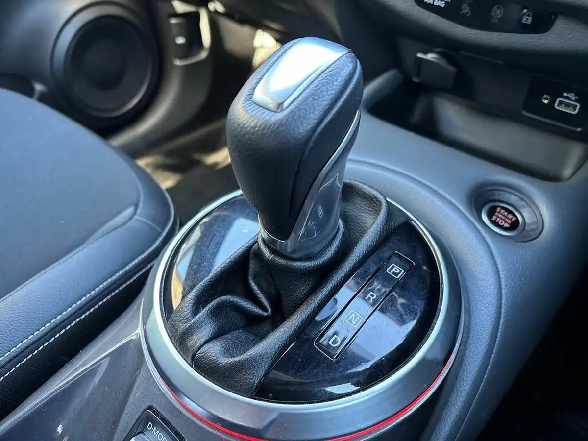 2021-nissan-juke-10-dig-t-tekna-dct-big-25