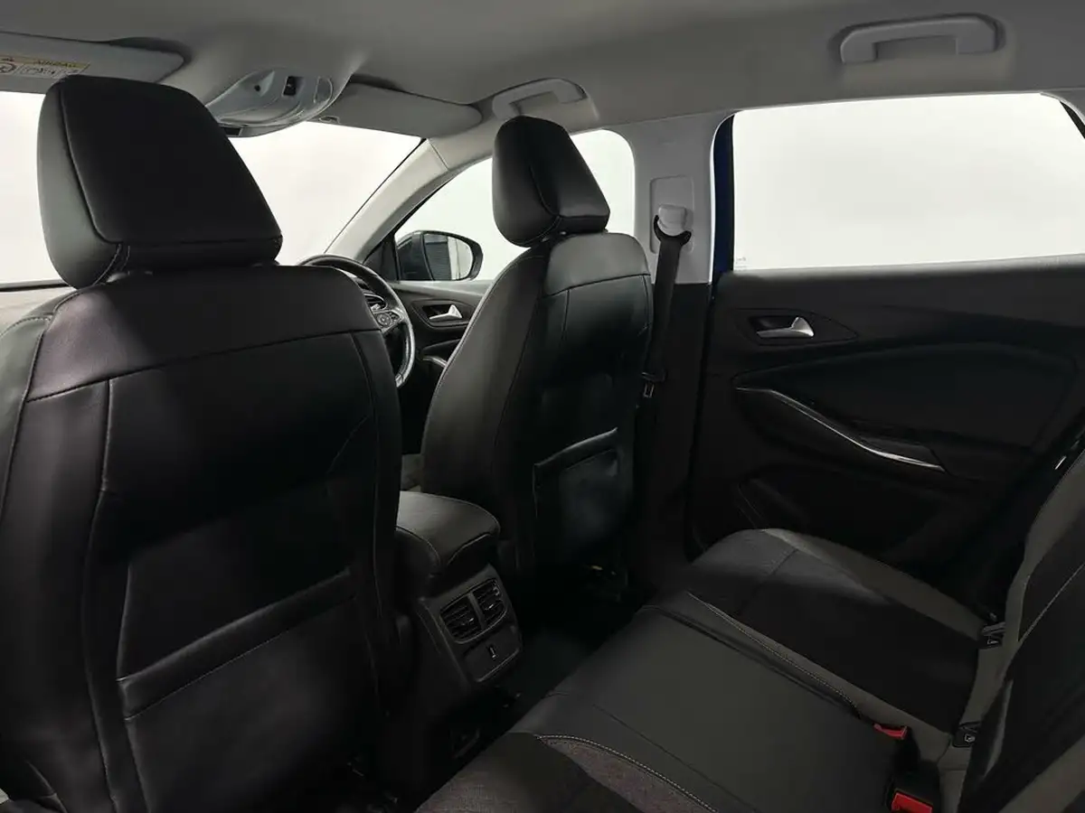 2019-vauxhall-grandland-x-12-sport-nav-big-37