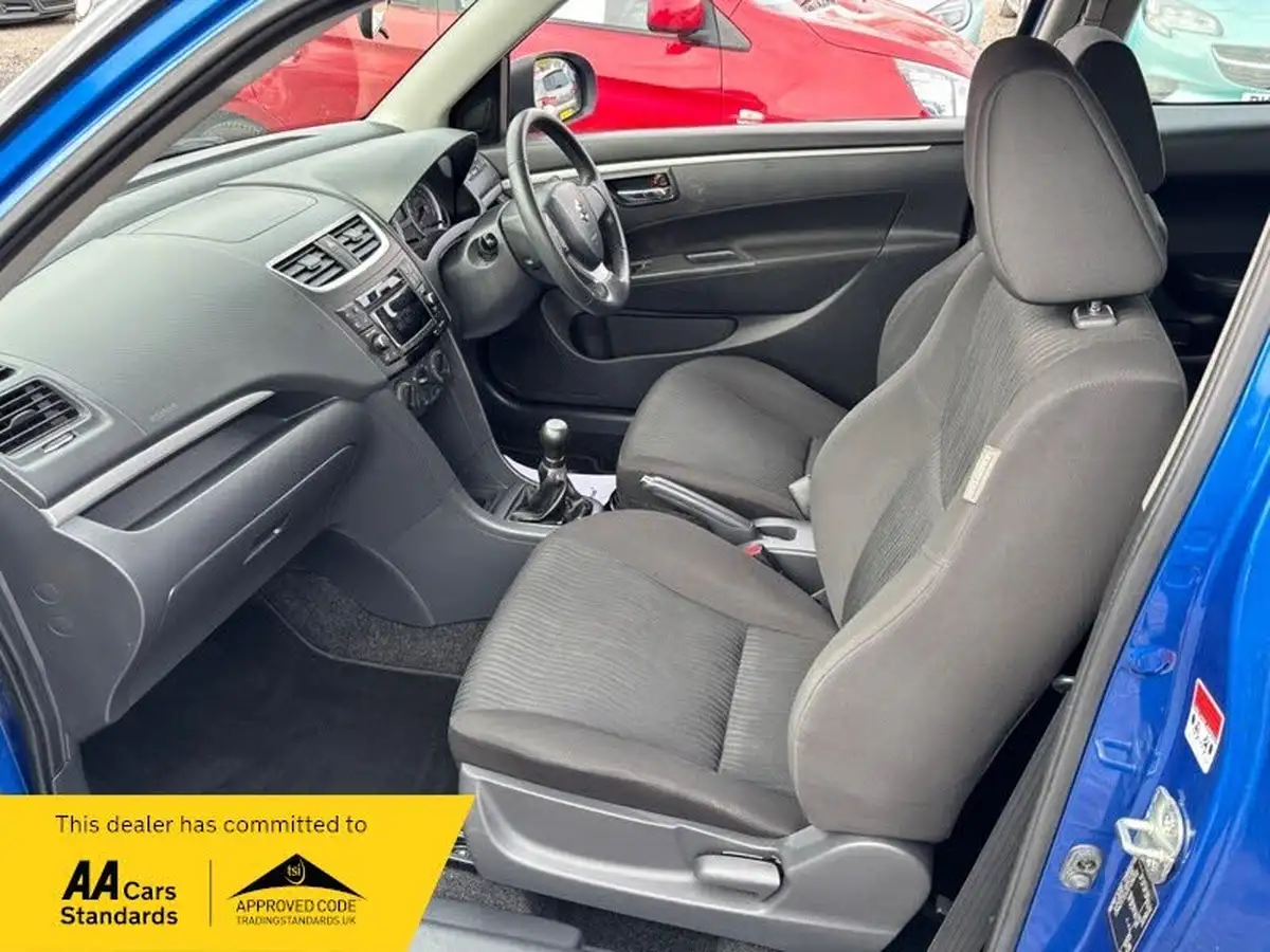2011-suzuki-swift-12-sz3-3d-big-10