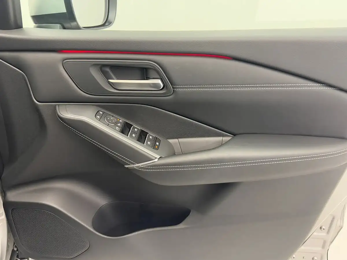 2024-nissan-qashqai-15-n-connecta-glass-roof-pack-big-17
