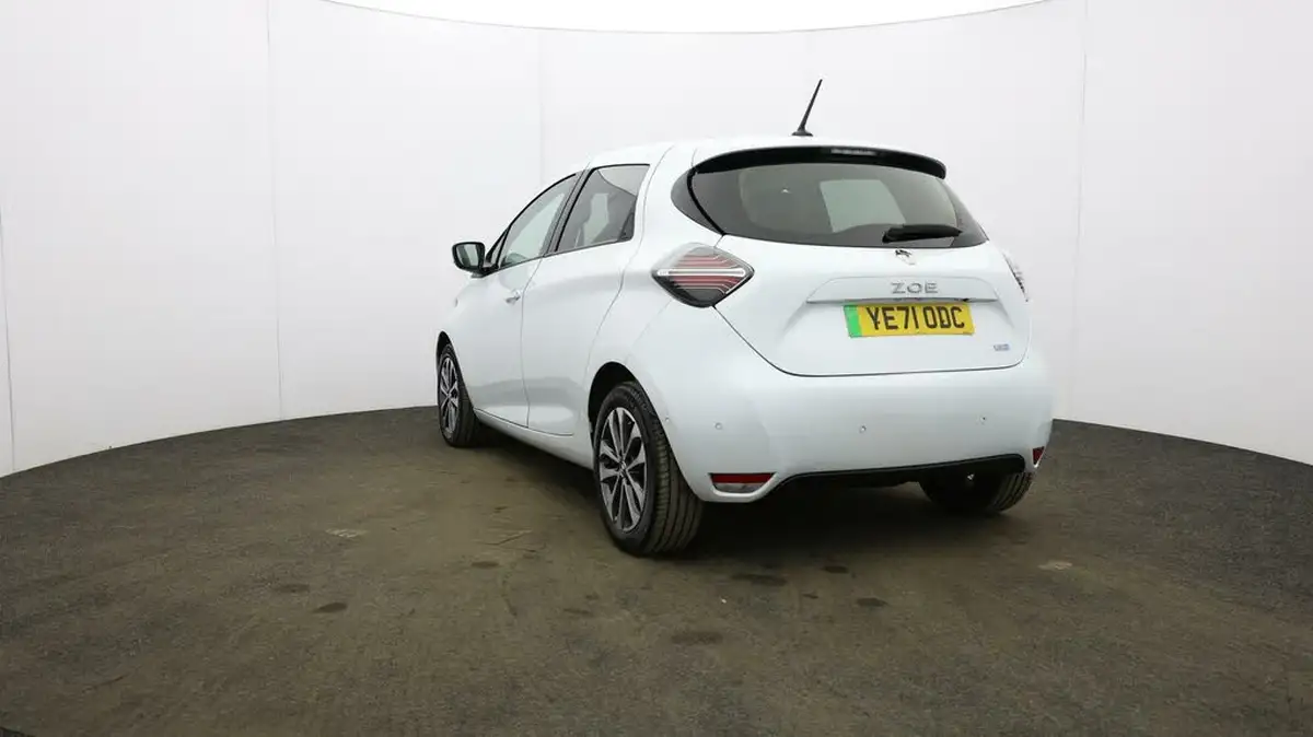 2021-renault-zoe-e-gt-line-big-25