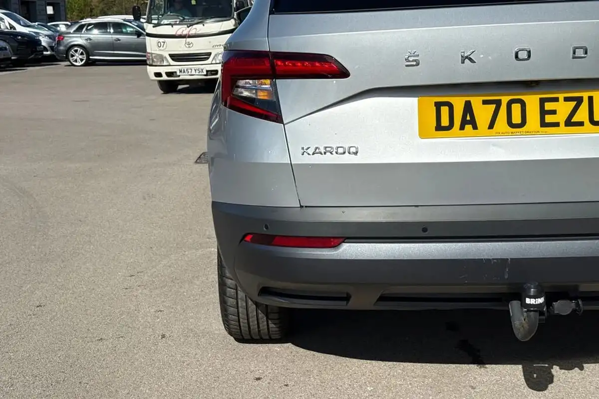 2020-skoda-karoq-20tdi-se-l-150ps-4x4-dsg-big-27