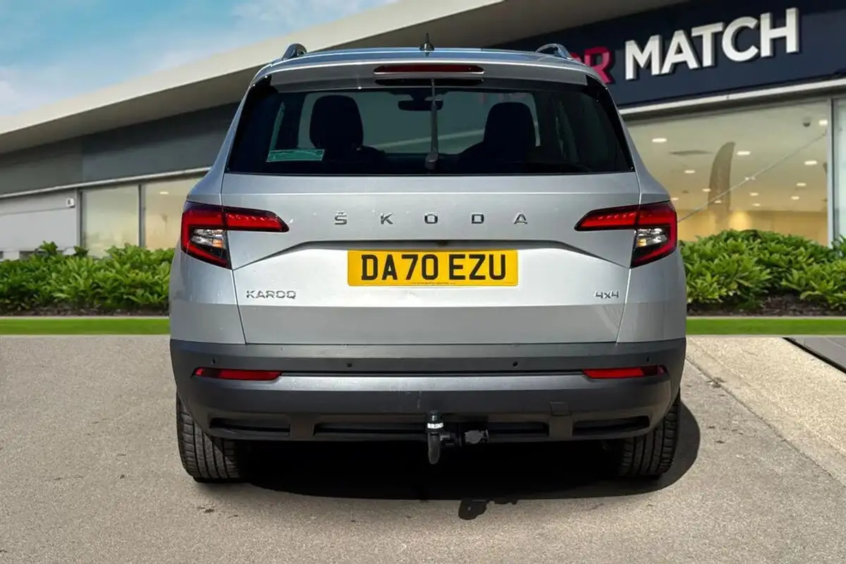 2020-skoda-karoq-20tdi-se-l-150ps-4x4-dsg-big-3