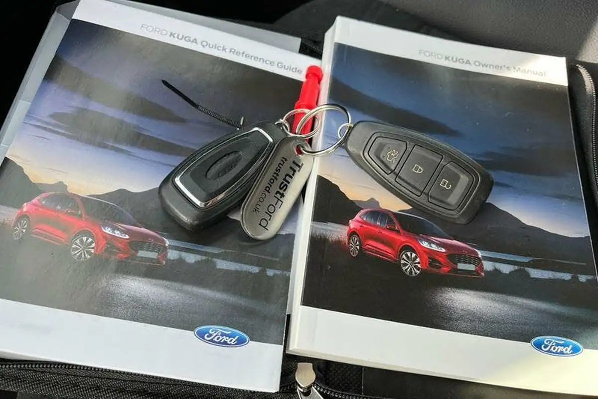 2021-ford-kuga-15t-st-line-edition-big-21