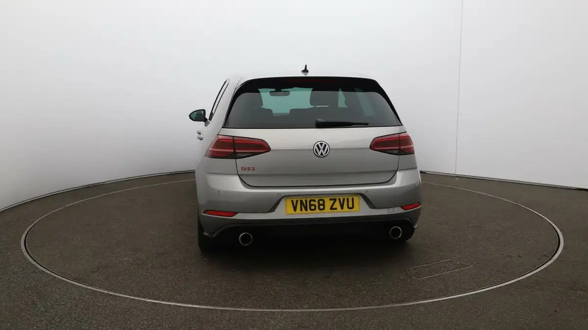 2018-volkswagen-golf-20-tsi-gti-performance-5d-dsg-big-51