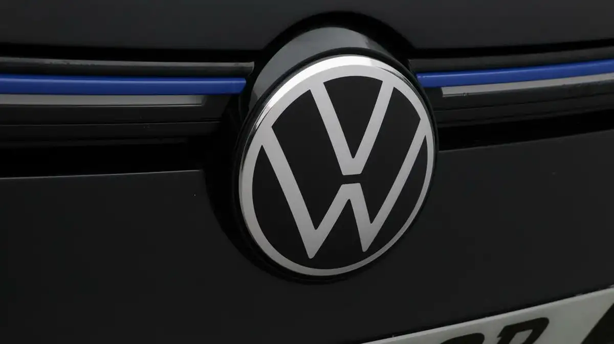2021-volkswagen-golf-14-tsi-gte-big-22