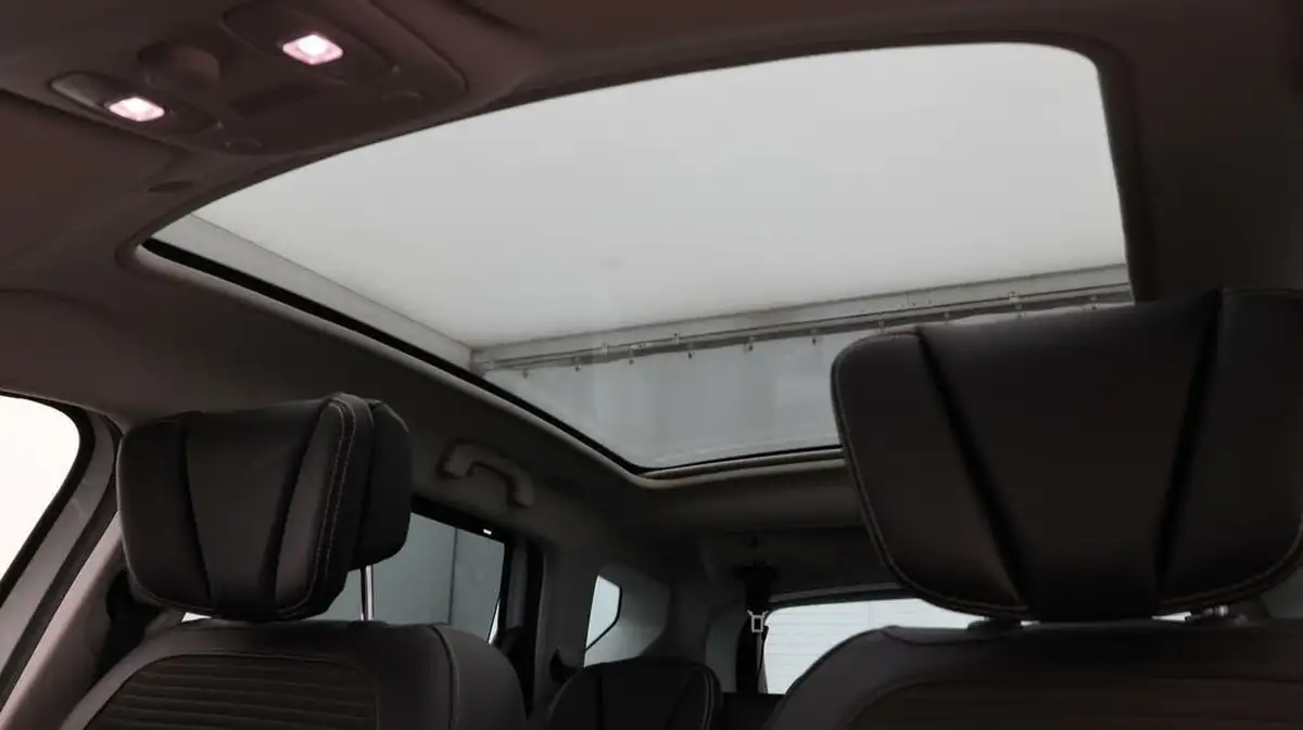 2017-renault-scenic-15dci-dynamique-s-nav-edc-auto-big-20