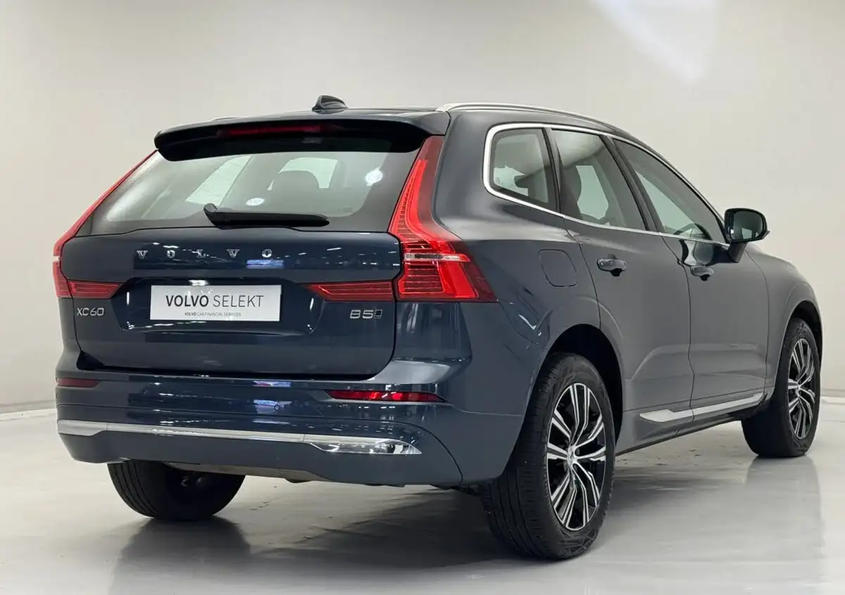 2021-volvo-xc60-20-b5-inscription-awd-big-5