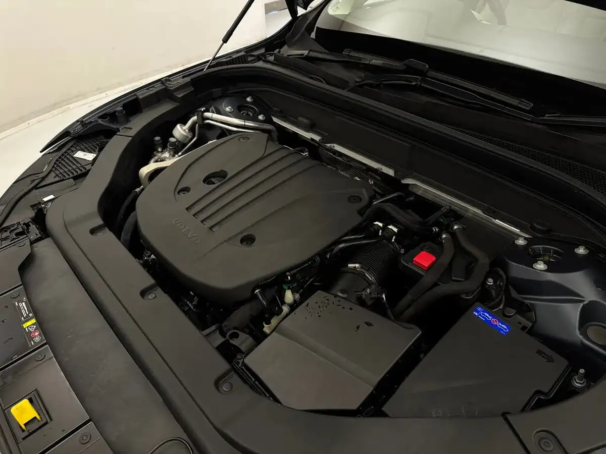 2021-volvo-xc60-20-b5-inscription-awd-big-29
