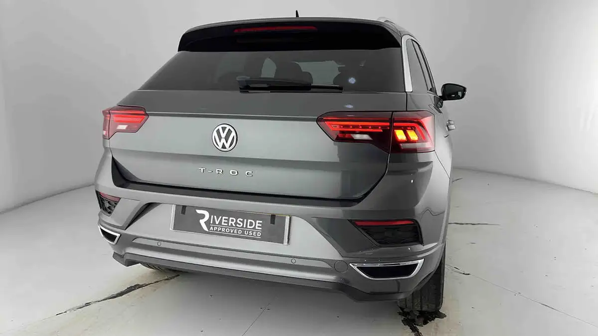 2019-volkswagen-t-roc-16tdi-r-line-big-27