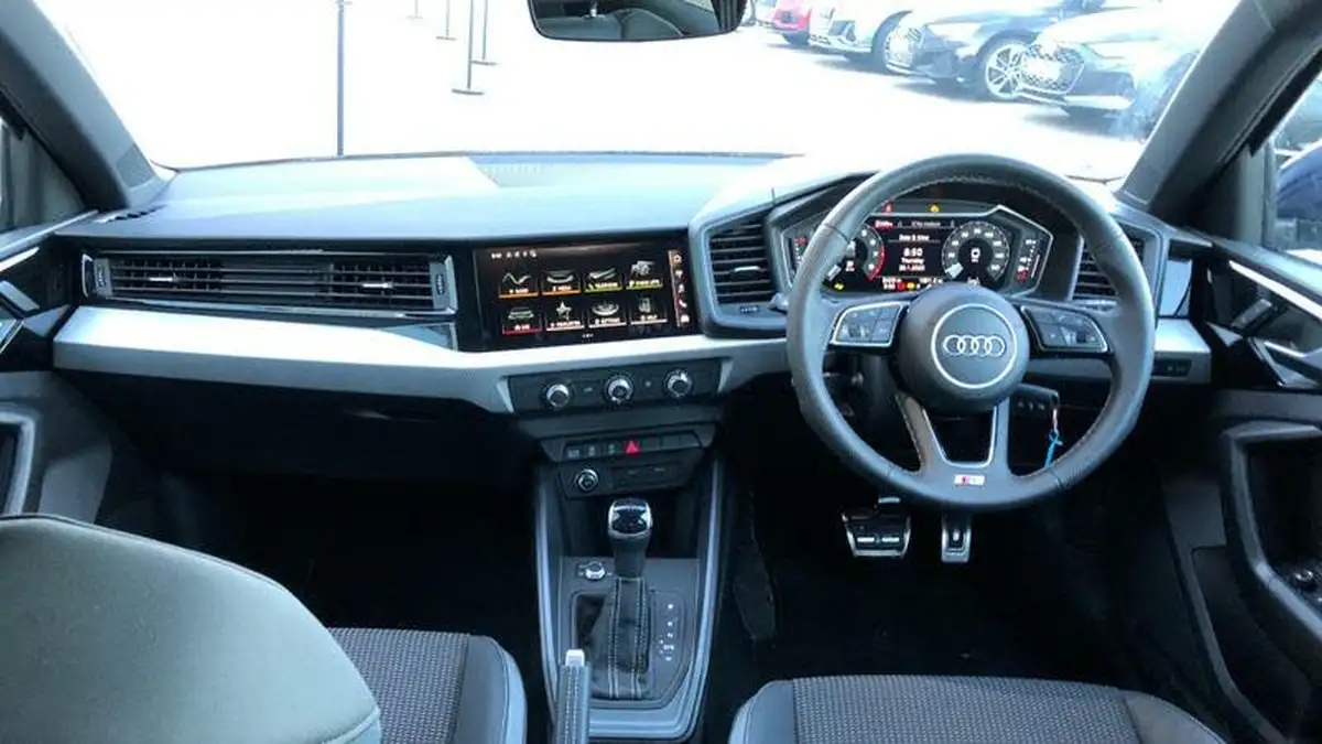 2024-audi-a1-10-30-tfsi-s-line-116ps-tronic-big-7