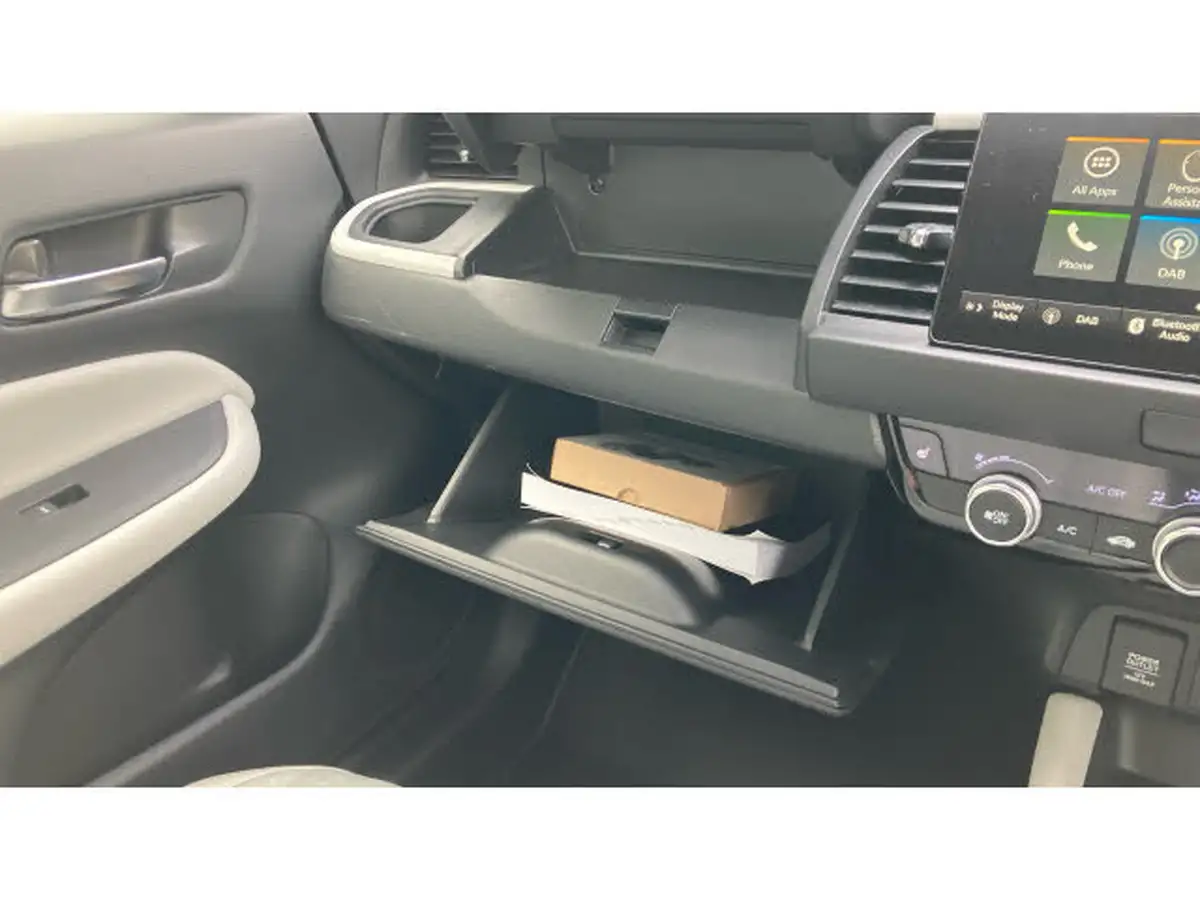 2022-honda-jazz-15-i-mmd-ex-107ps-big-26