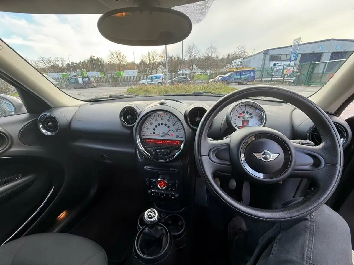 2014-mini-countryman-16-one-98bhp-big-34