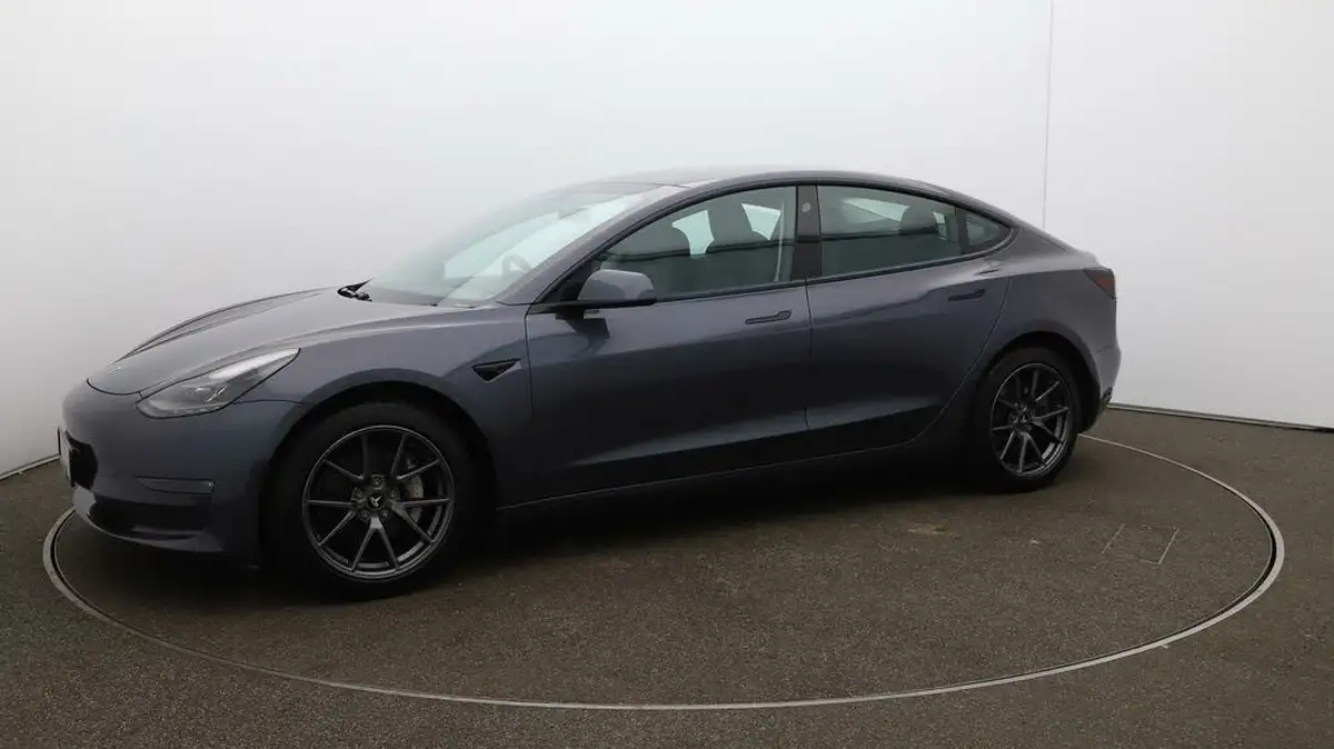 2021-tesla-model-3-e-long-range-4x4-big-58