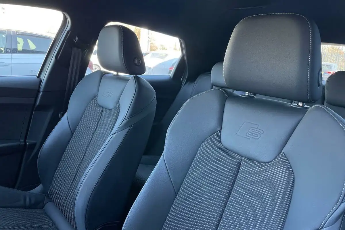 2022-audi-a1-10-30-tfsi-s-line-big-32
