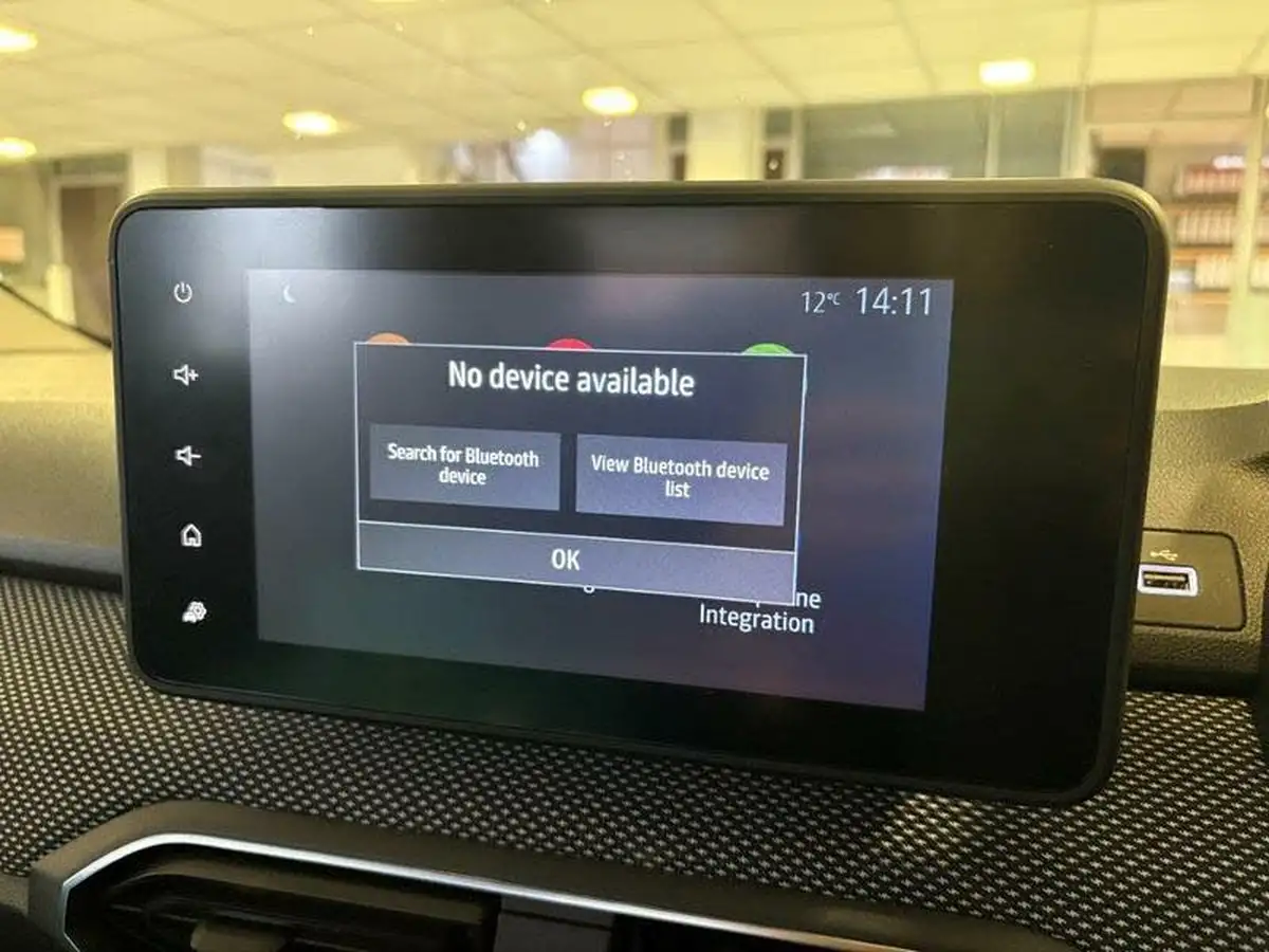 2022-dacia-sandero-10-tce-comfort-90bhp-big-23