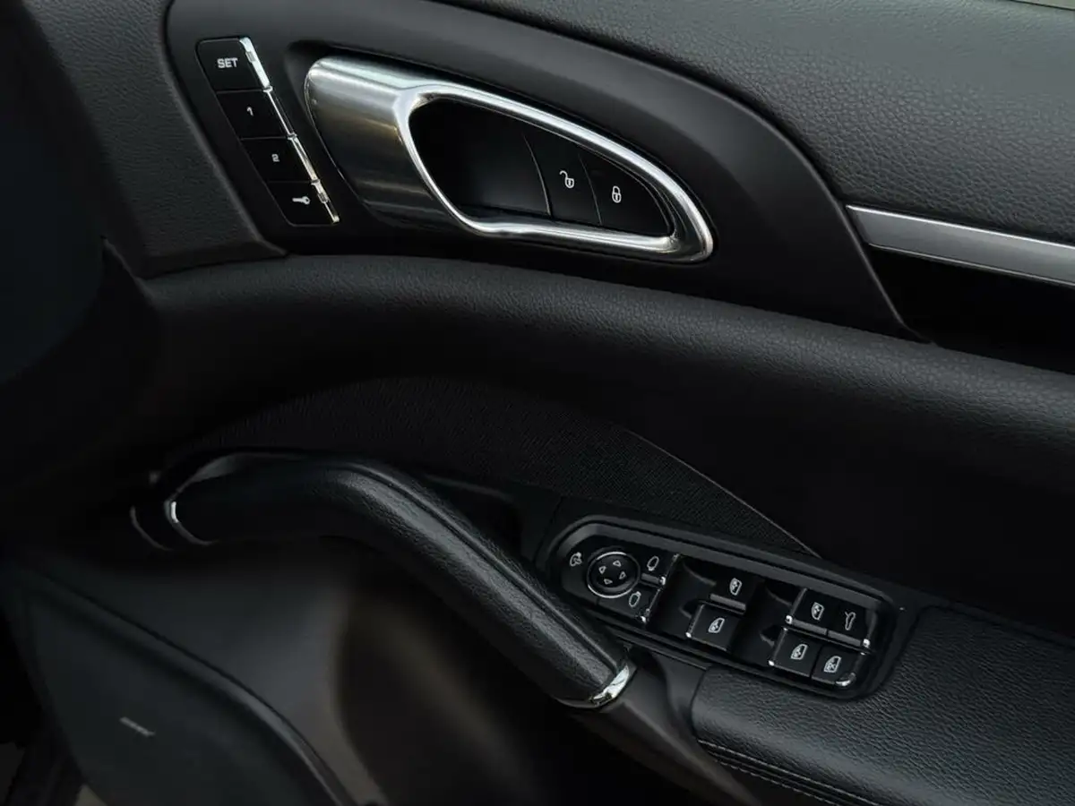 2017-porsche-cayenne-30td-diesel-platinum-edition-big-43