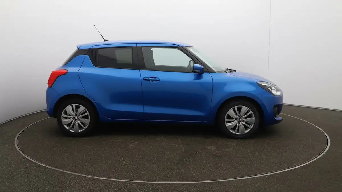 2018-suzuki-swift-10-boosterjet-sz5-111ps-shvs-big-48