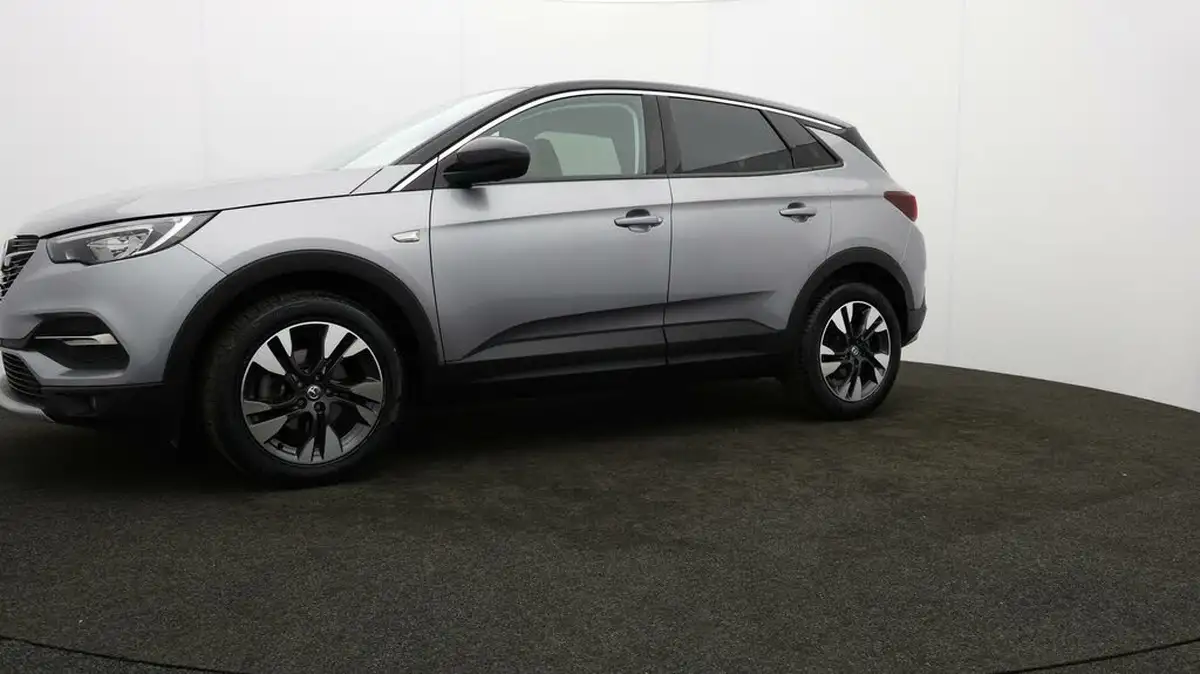 2020-vauxhall-grandland-x-12-sri-nav-auto-big-54