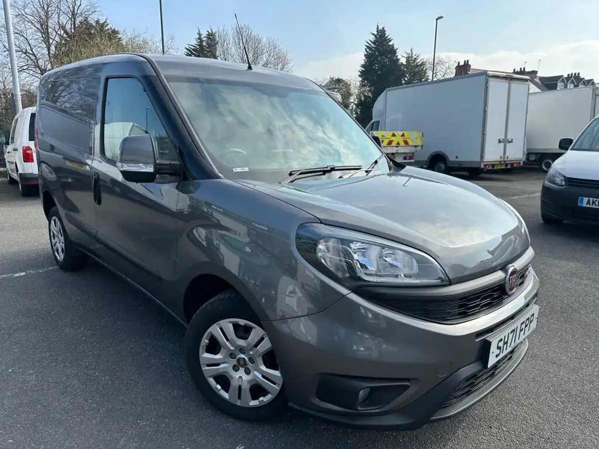 2021-fiat-doblo-cargo-16jtd-l1h1-tecnico-panel-van-big-40