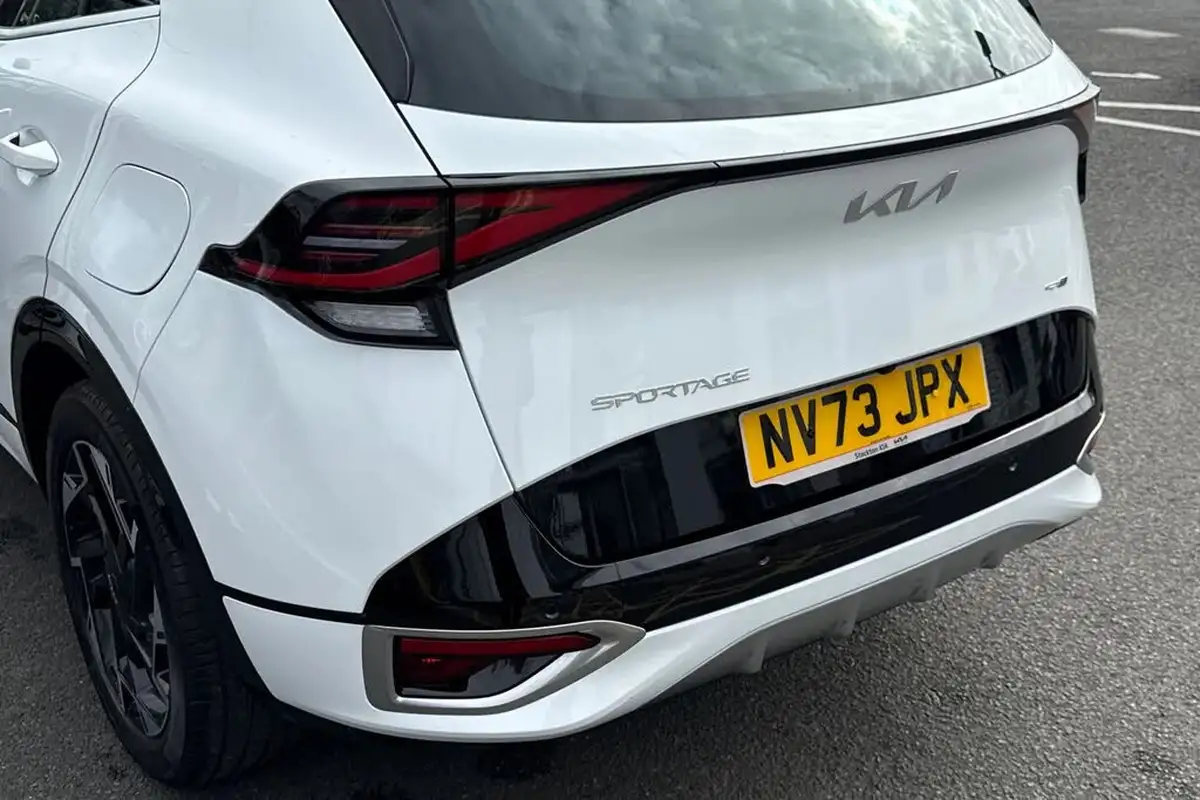 2023-kia-sportage-16-t-gdi-gt-line-148bhp-big-7