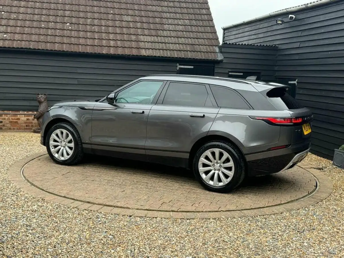 2017-land-rover-range-rover-velar-30-d300-r-dynamic-se-big-32