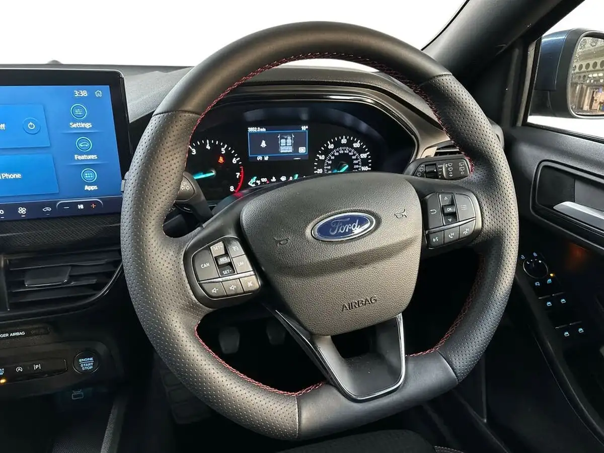 2023-ford-focus-10t-st-line-155ps-hybrid-mhev-hatchback-big-16