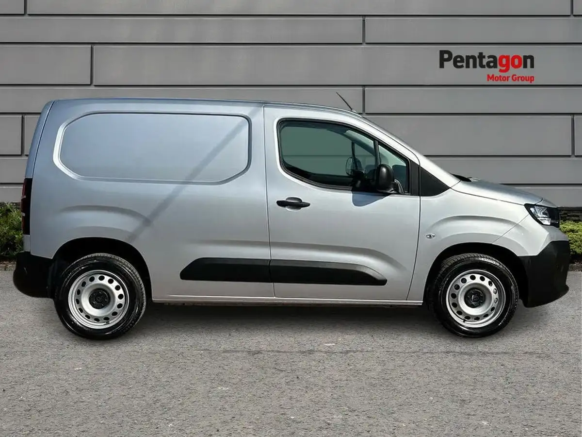 2024-peugeot-partner-15-bluehdi-professional-100pseu6d-big-10