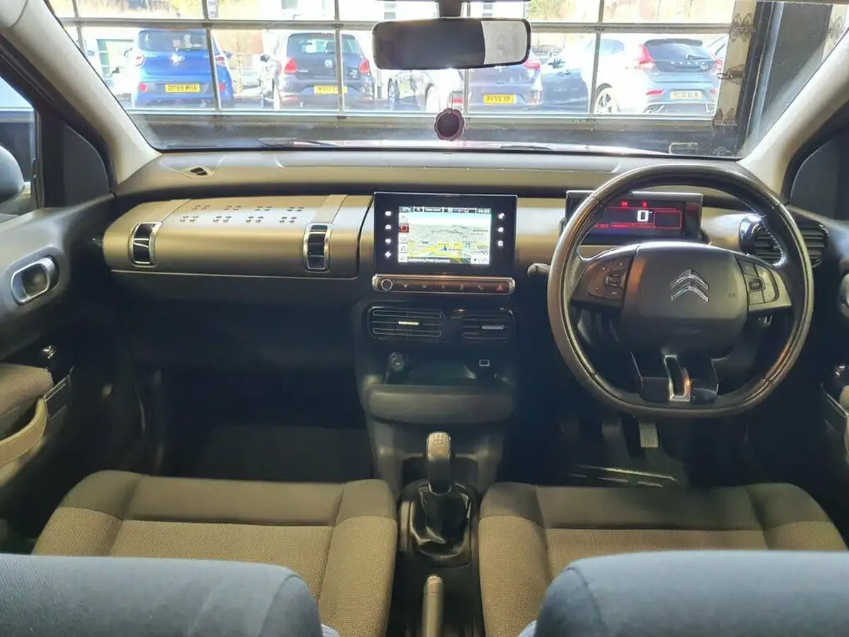 2016-citroen-c4-cactus-12-puretech-feel-110ps-ss-big-36