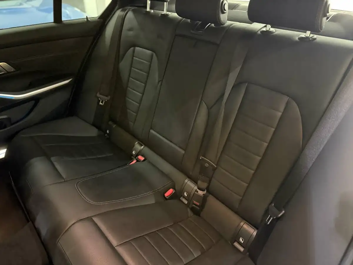 2020-bmw-3-series-20-330e-m-sport-tech-pack-saloon-4d-big-38