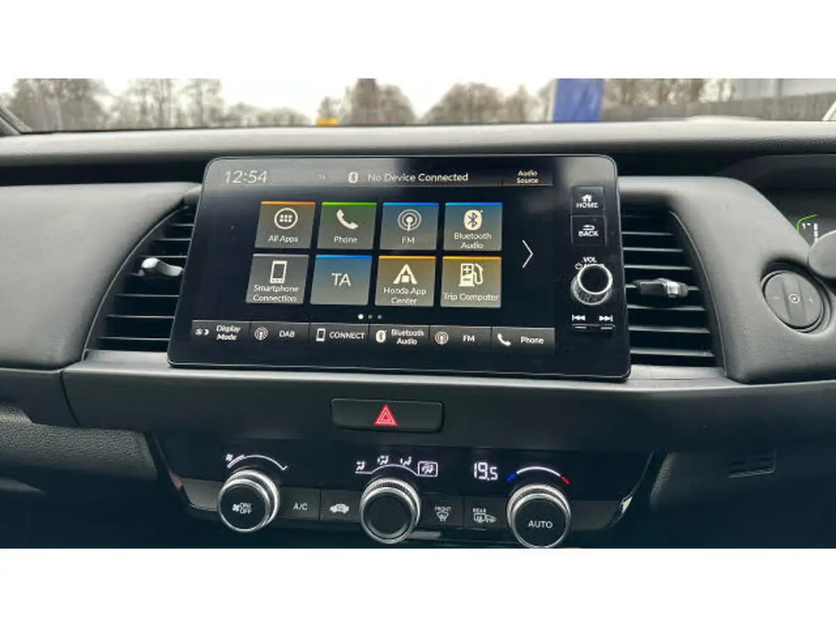 2022-honda-jazz-15-i-mmd-sr-109ps-big-11