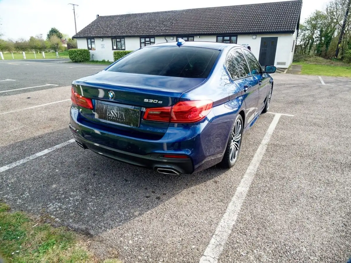 2018-bmw-5-series-20-530e-m-sport-big-20