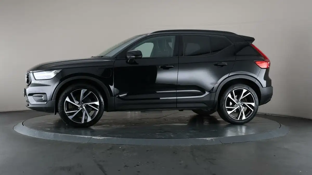 2021-volvo-xc40-15-t5-r-design-pro-262bhp-big-35