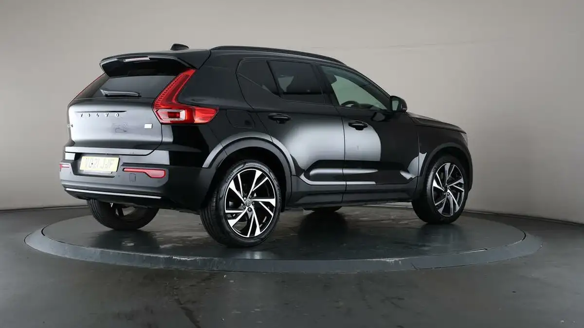 2021-volvo-xc40-15-t5-r-design-pro-262bhp-big-7