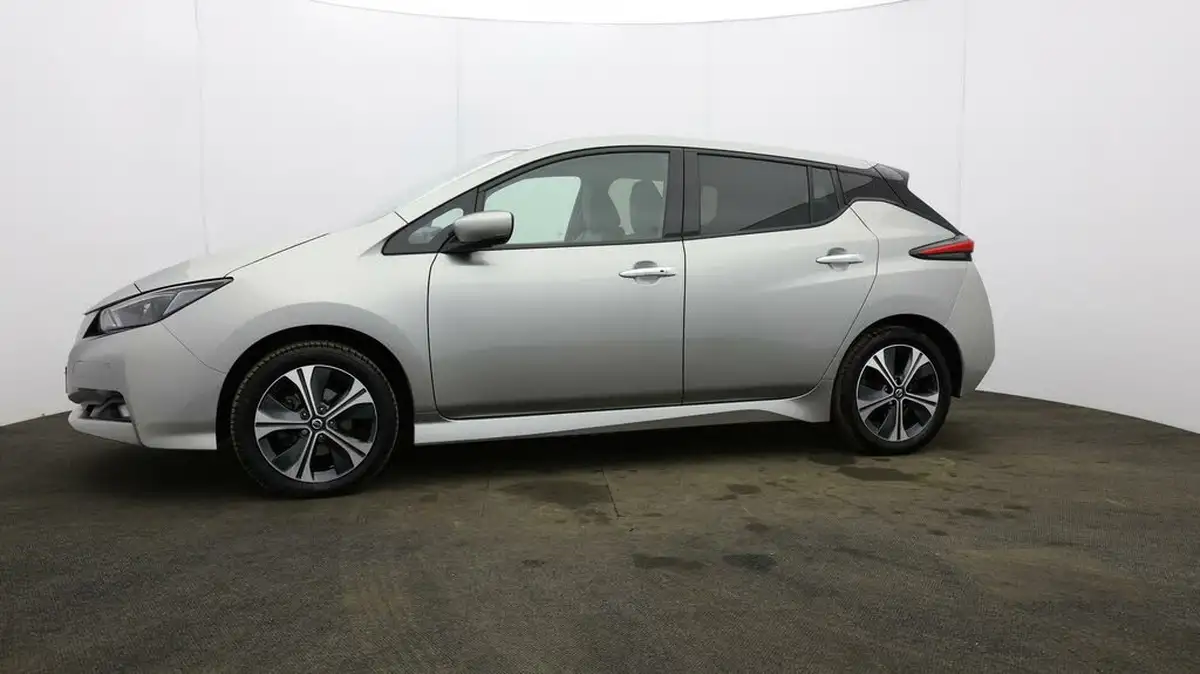 2021-nissan-leaf-e-e-n-connecta-big-62