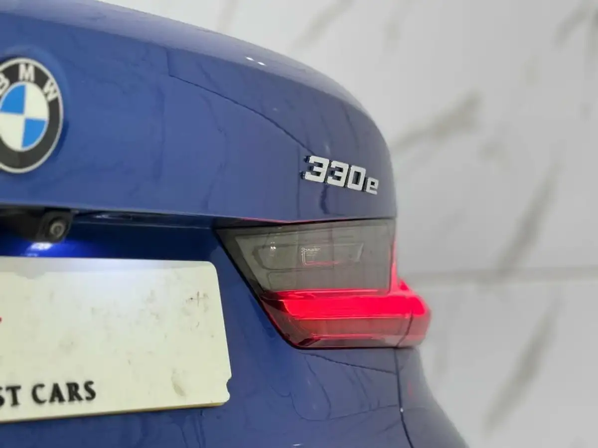 2020-bmw-3-series-20-330e-m-sport-saloon-4d-big-35