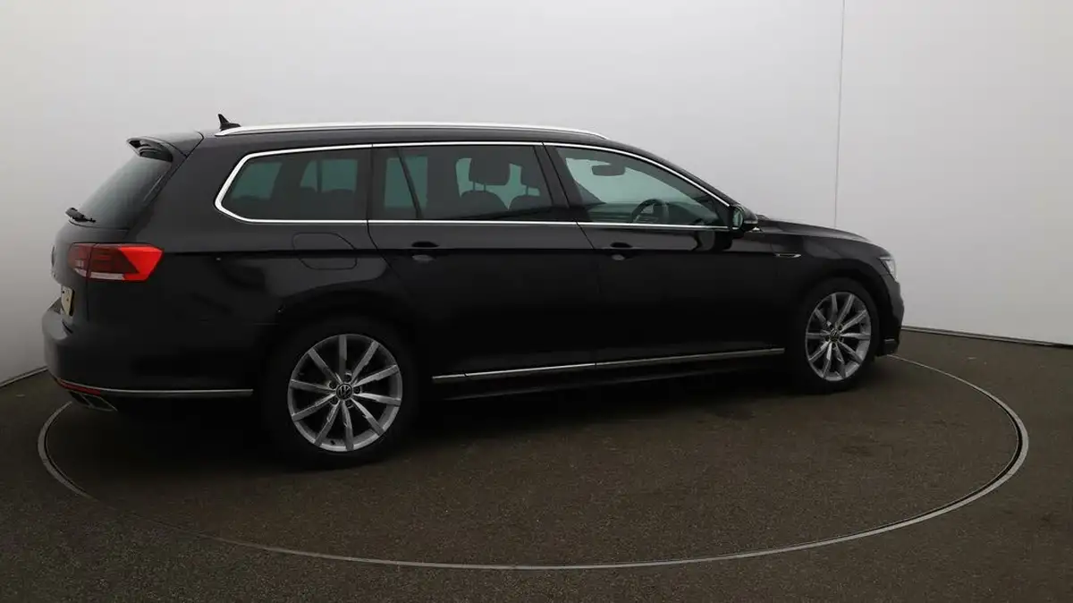 2021-volkswagen-passat-15-tsi-r-line-estate-5d-dsg-big-44